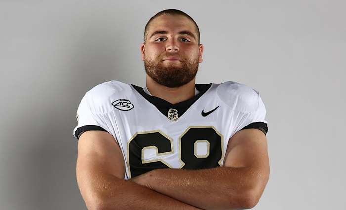 Screen Shot 2022-12-05 at 10.06.43 PM